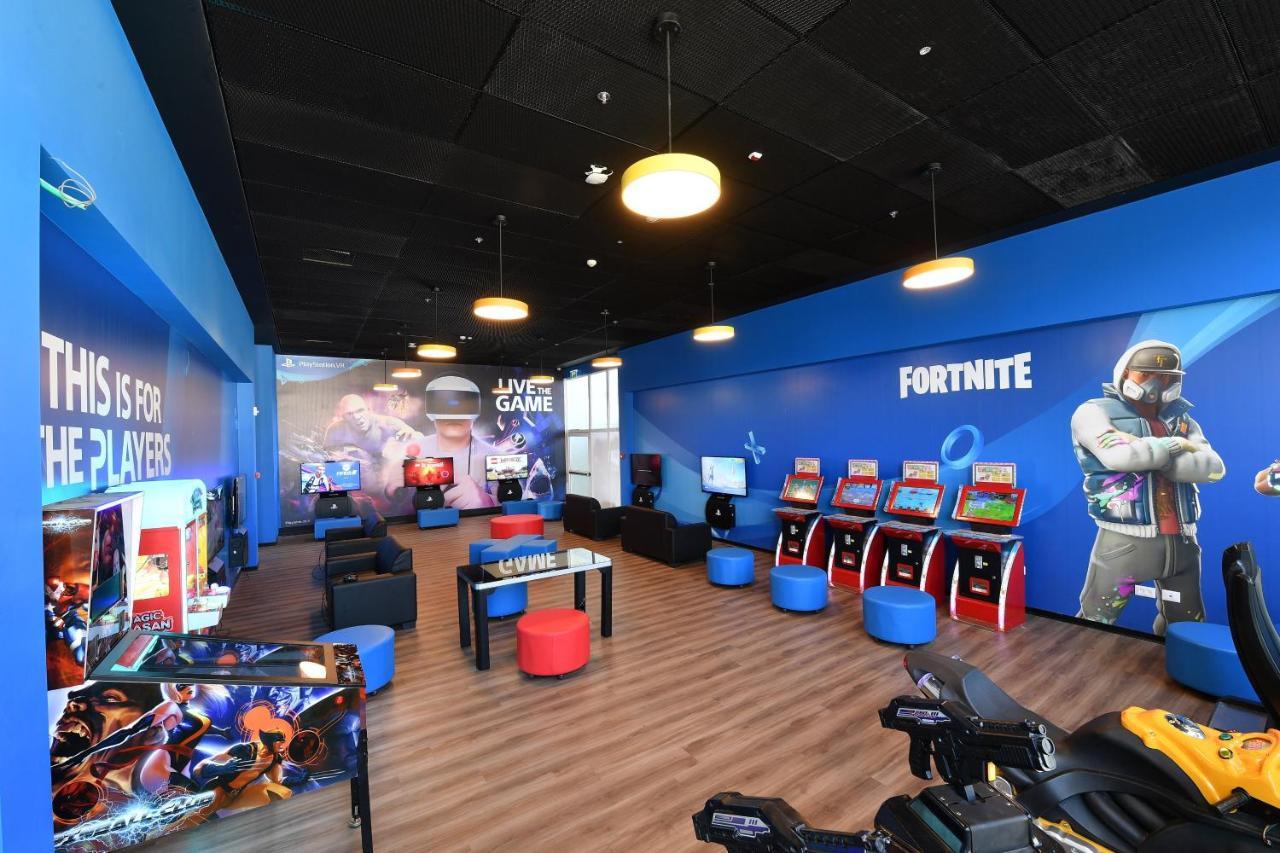 Vert Hotel Eilat By Afi Hotels Ngoại thất bức ảnh GameStop store interior